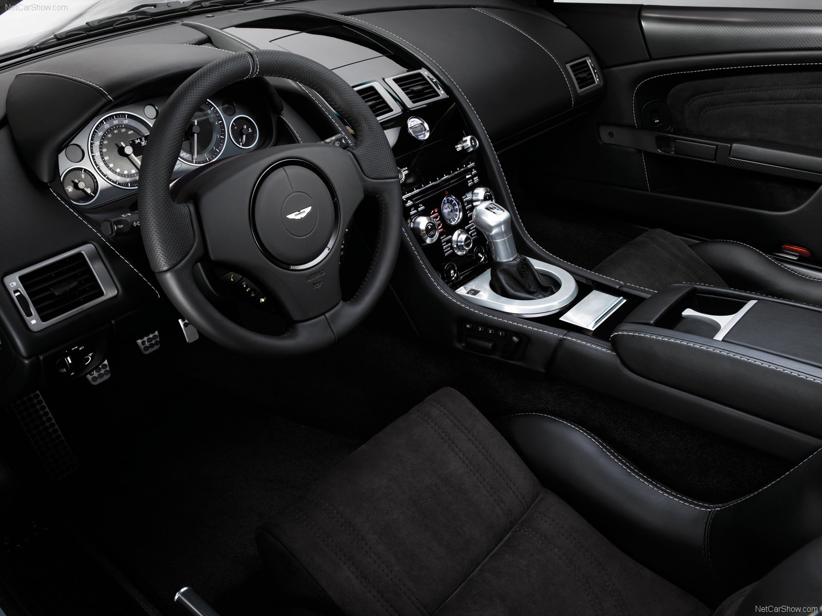 aston_martin_dbs_pic_46310_0